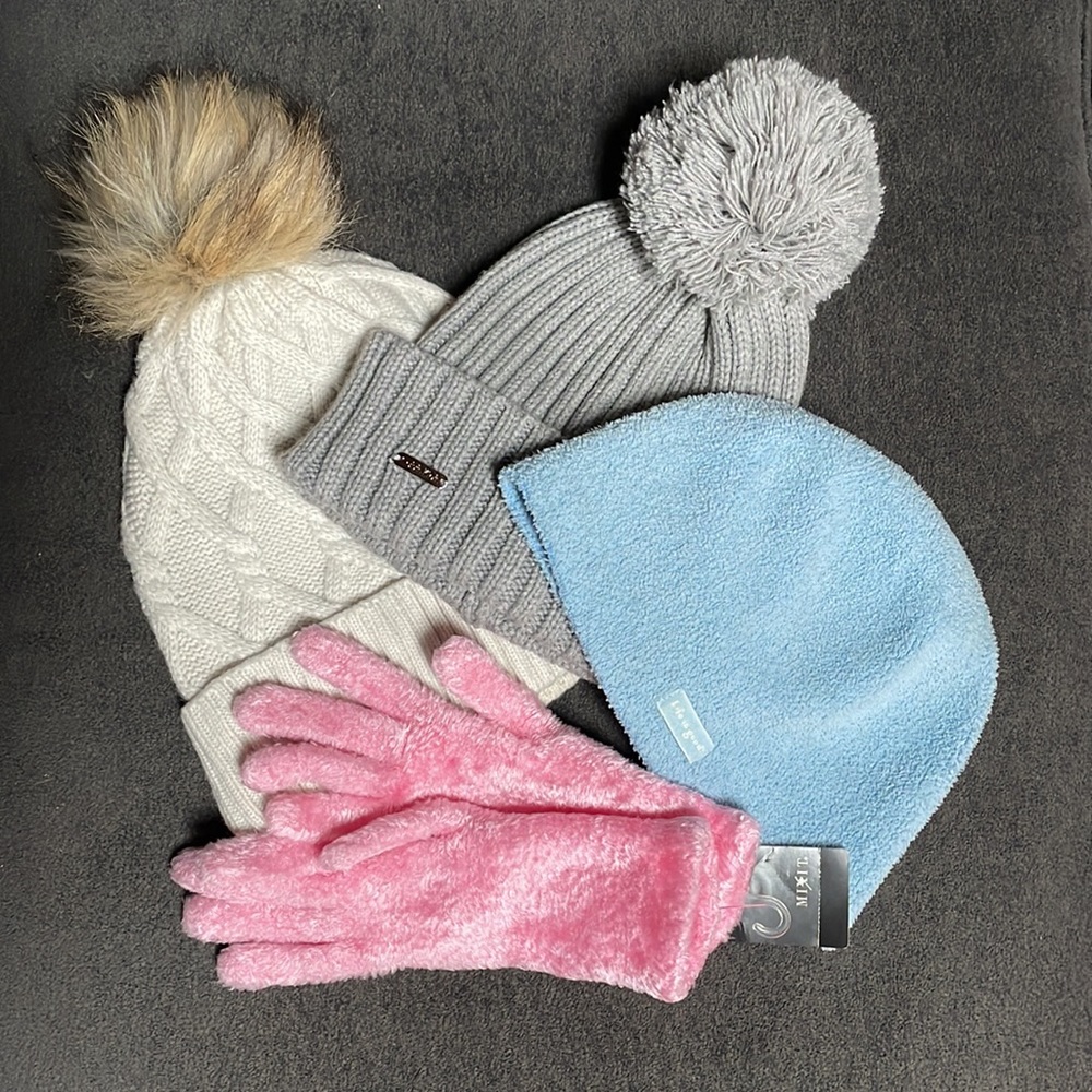 EUC! Winter hat bundle lot and gloves - Steve Madden, Calvin Klein, Life is Good